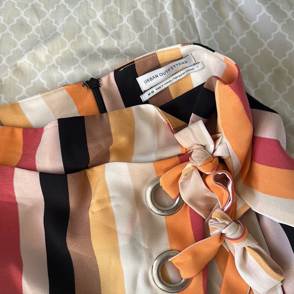 URBAN OUTFITTERS Skirt - Picture 6 of 6